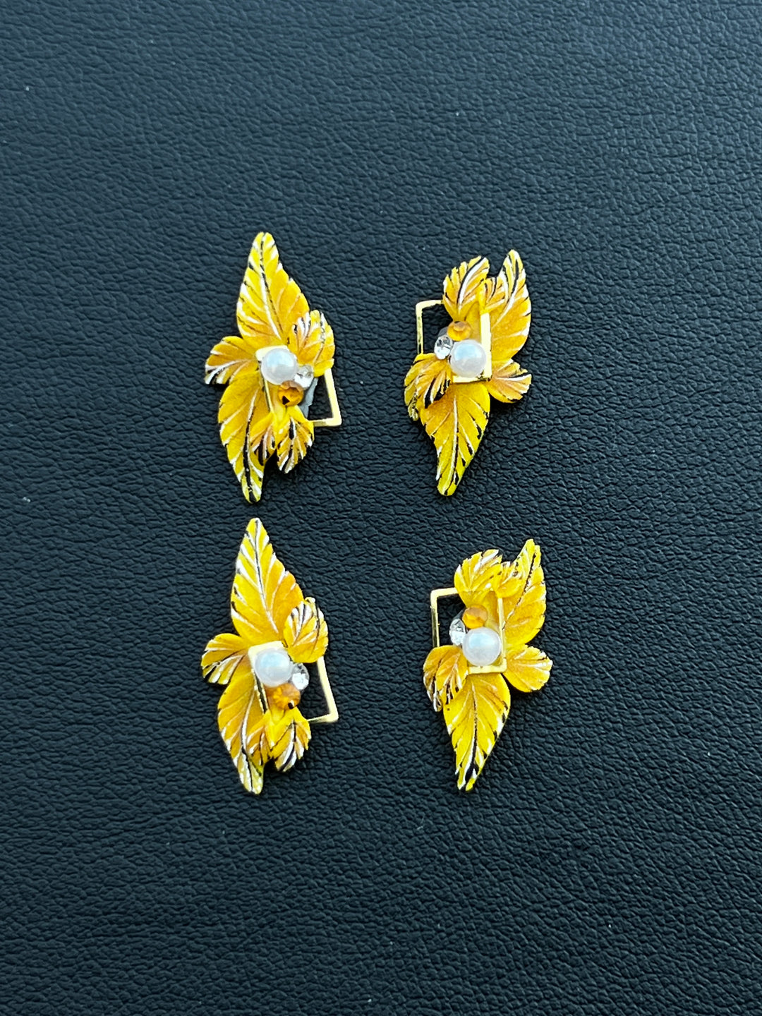 Picture of Fallen Leaves Art  Style 1, yellow color - Shi Professional