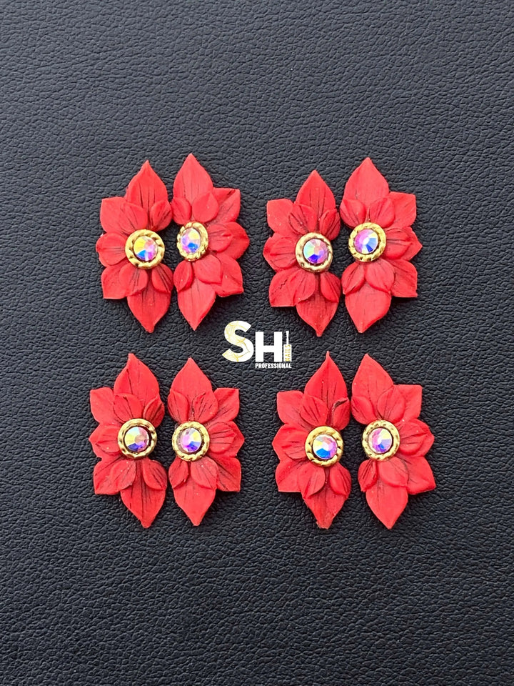 3-D Poinsettia with Gold Charm Shi Professional