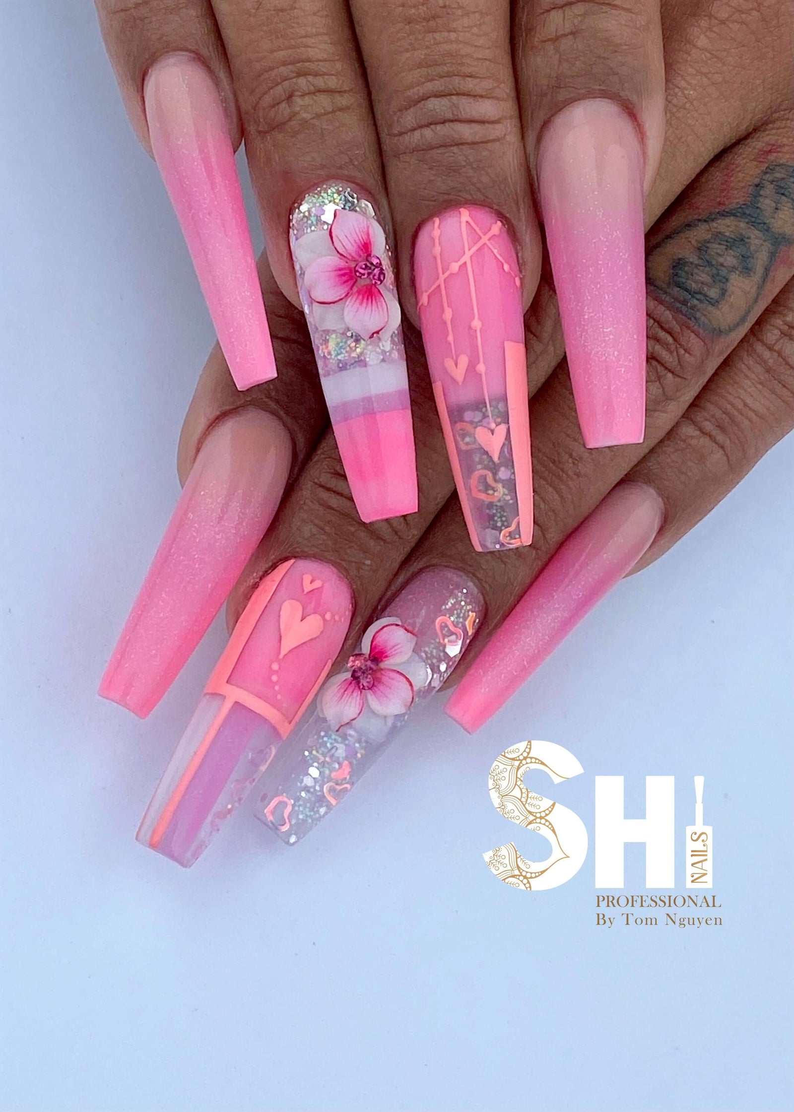3-D Artist Choice Sweatheart (40 Pieces) Shi Beauty Supply