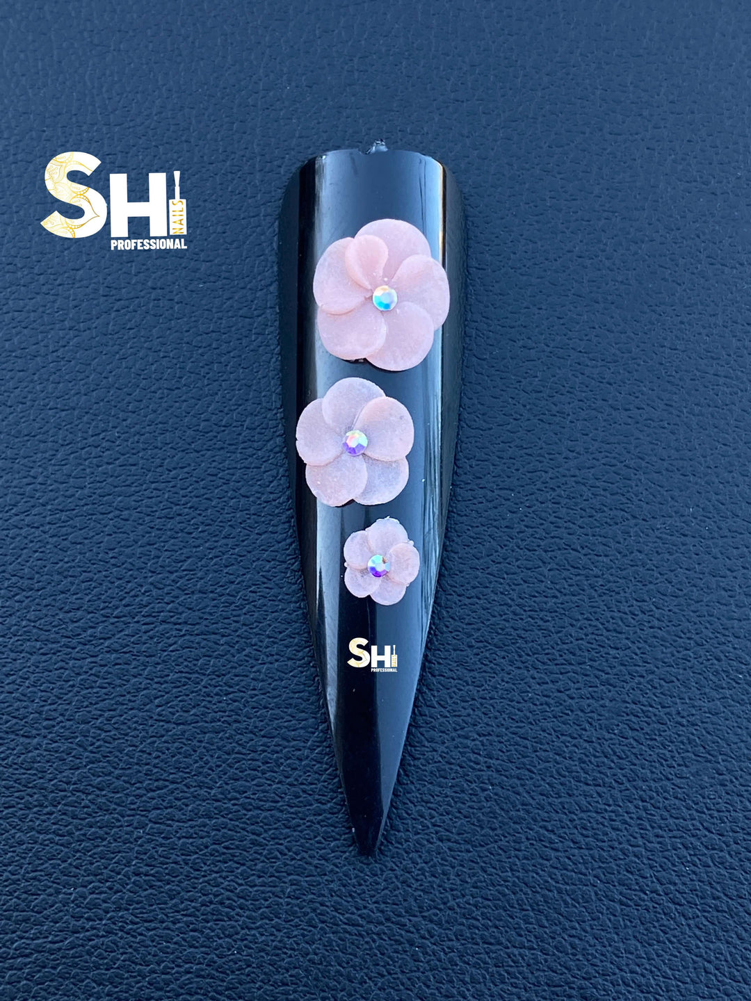 3-D Garden Pansy Shi Professional