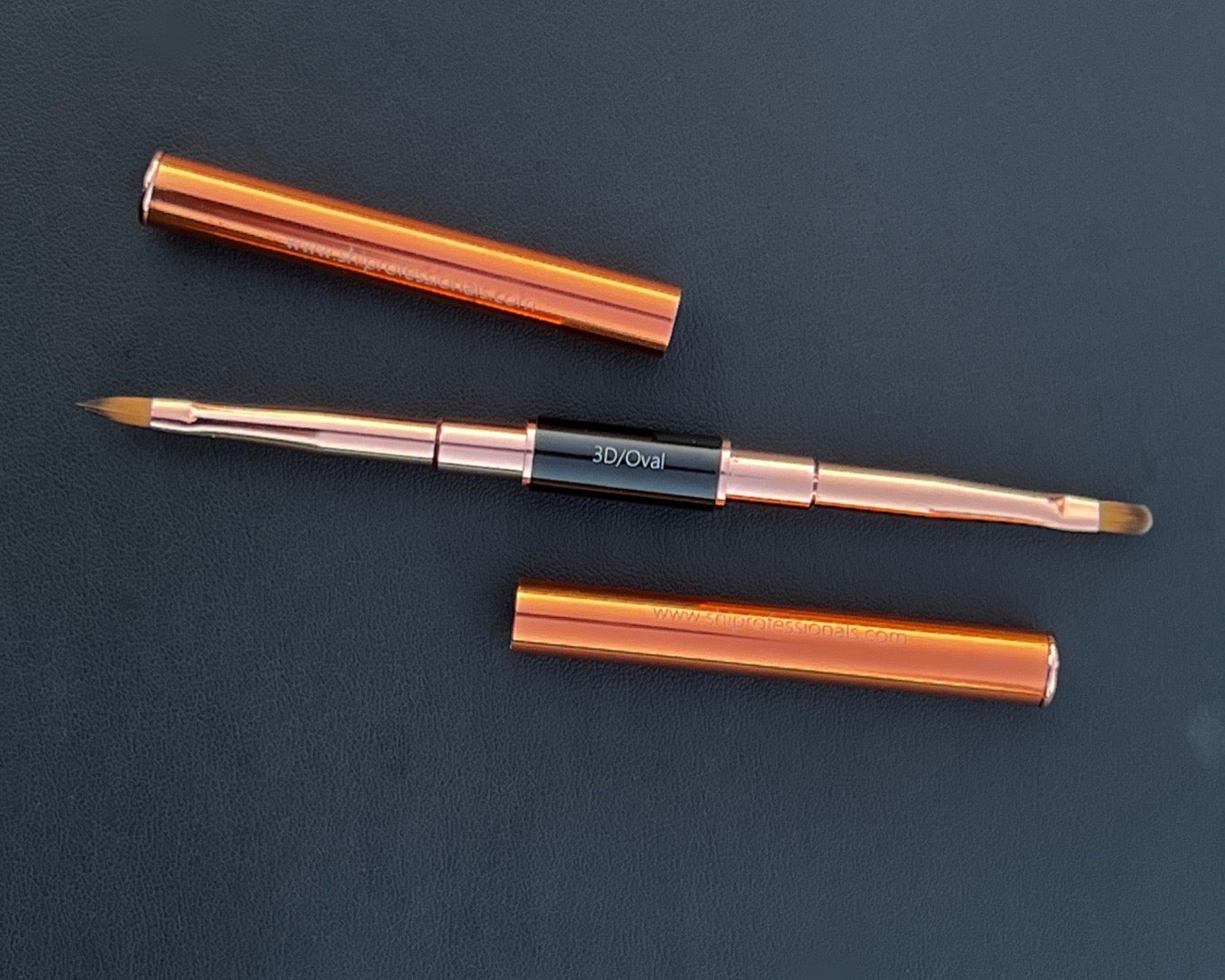 Shi Professionals 3D Oval Art Brush Shi Professional
