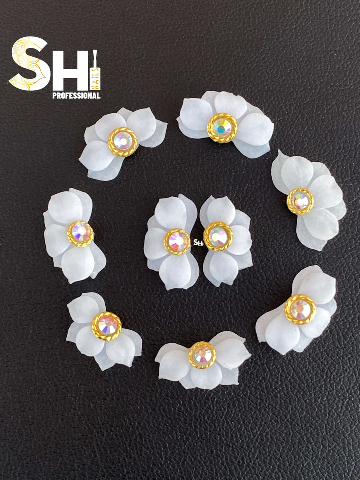 3-D Gold Charm Sweetheart Shi Professional