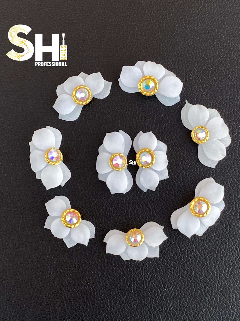 3-D Gold Charm Sweetheart Shi Professional